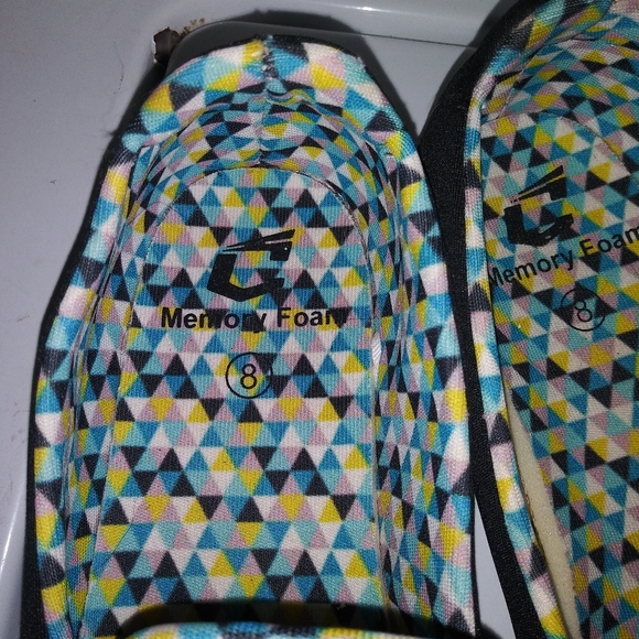 Catapult slide on shoes - Picture 2 of 4